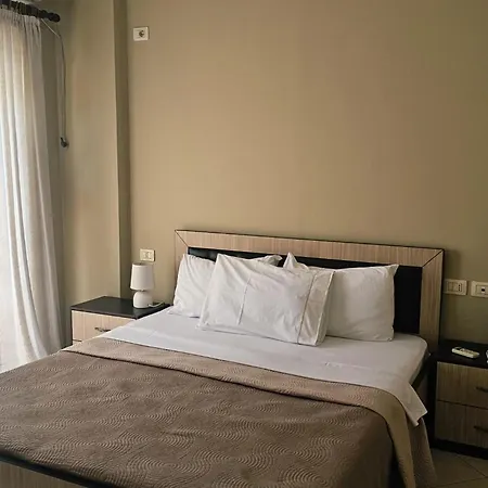 Albania Adar 1 * Sarandë
